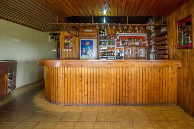 Hotel Diplomate Кампала Экстерьер фото